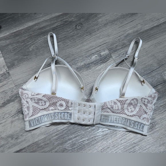 Victorias Secret white and tan bra - Picture 2 of 4